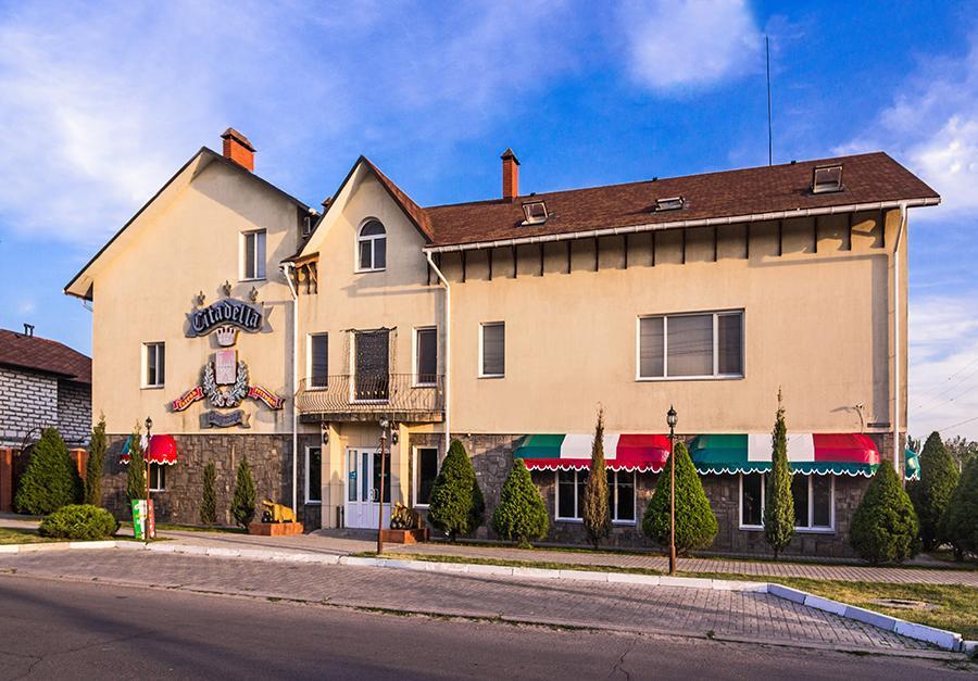 Citadella Hotel Szkadovszk Kültér fotó