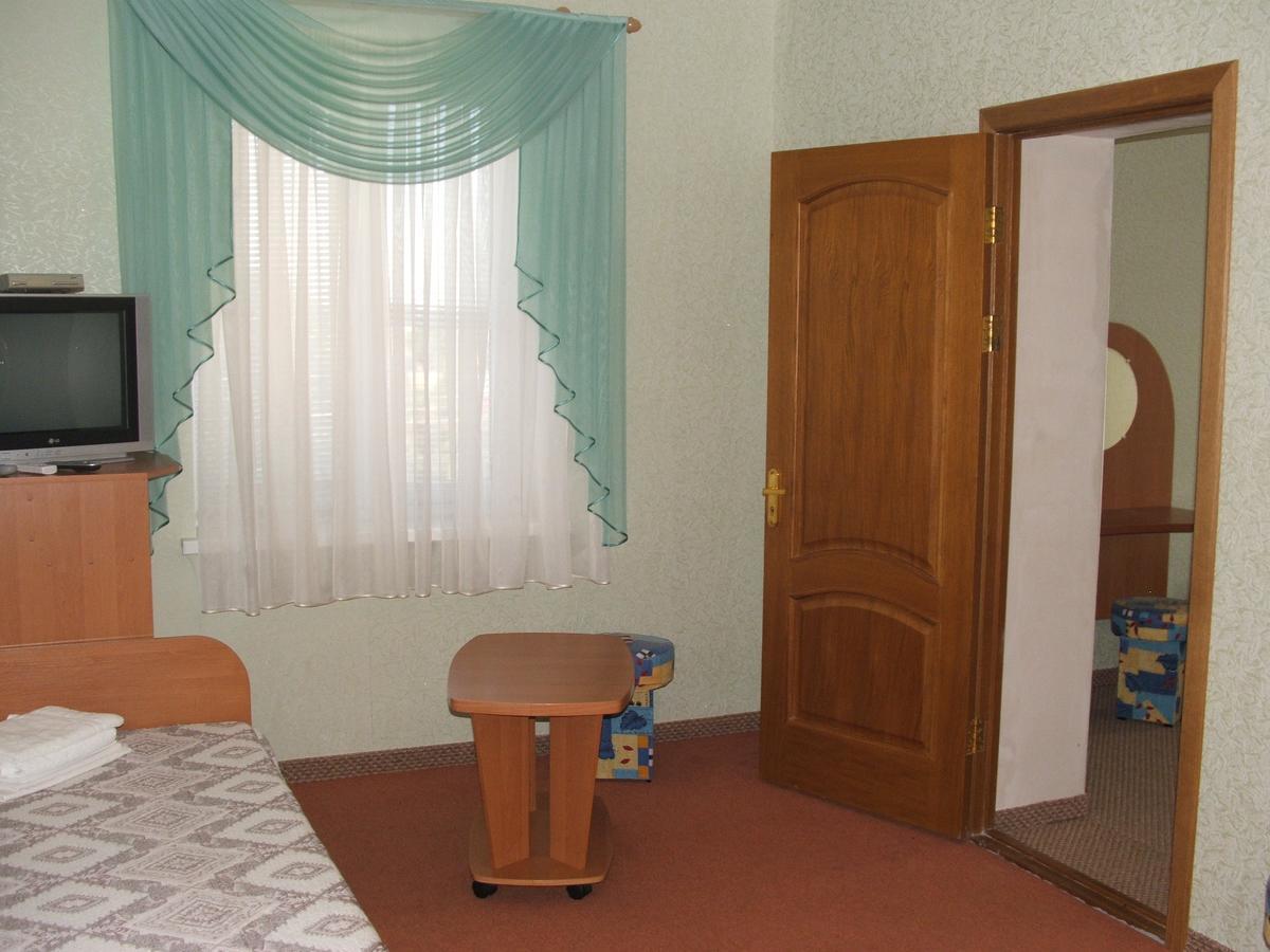 Citadella Hotel Szkadovszk Kültér fotó